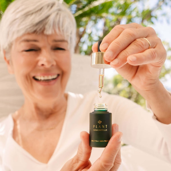 Anti-age hranjivi set s eteričnim uljem