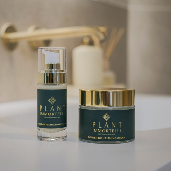 Anti-aging nourishing set with essential oil